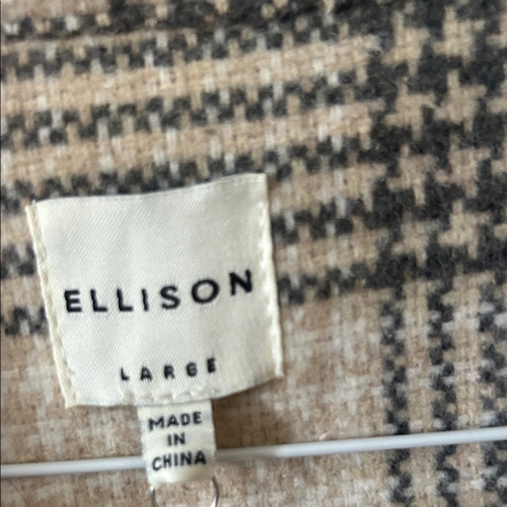 Ellison Neutral Plaid Button-Front Shacket in Bei… - image 2